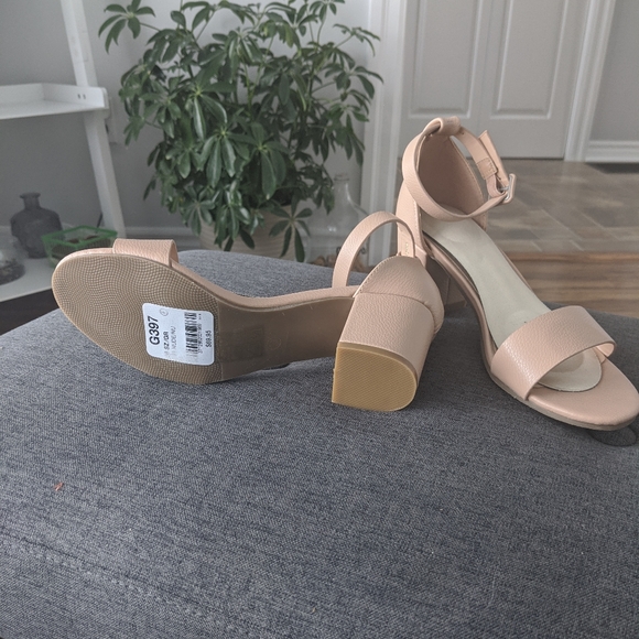 Real leather block heel sandals - Picture 2 of 3